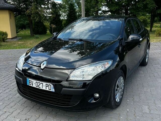 Рено Меган, объемом двигателя 1.5 л и пробегом 233 тыс. км за 6850 $, фото 1 на Automoto.ua