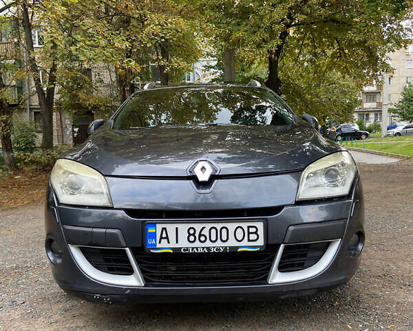 Рено Меган, объемом двигателя 1.5 л и пробегом 180 тыс. км за 7500 $, фото 1 на Automoto.ua