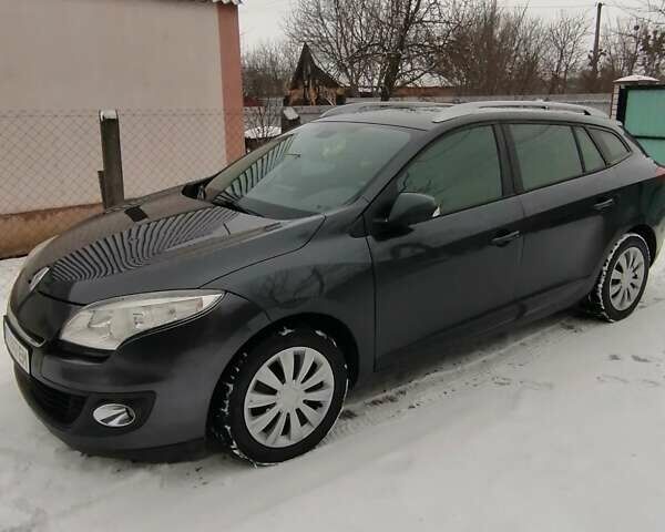 Рено Меган, объемом двигателя 1.4 л и пробегом 290 тыс. км за 8700 $, фото 1 на Automoto.ua
