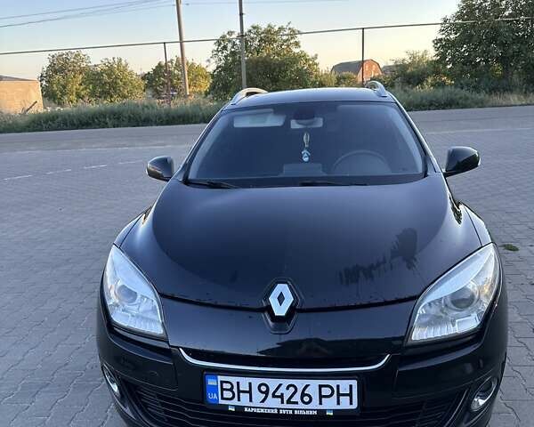 Рено Меган, объемом двигателя 1.46 л и пробегом 299 тыс. км за 7500 $, фото 1 на Automoto.ua
