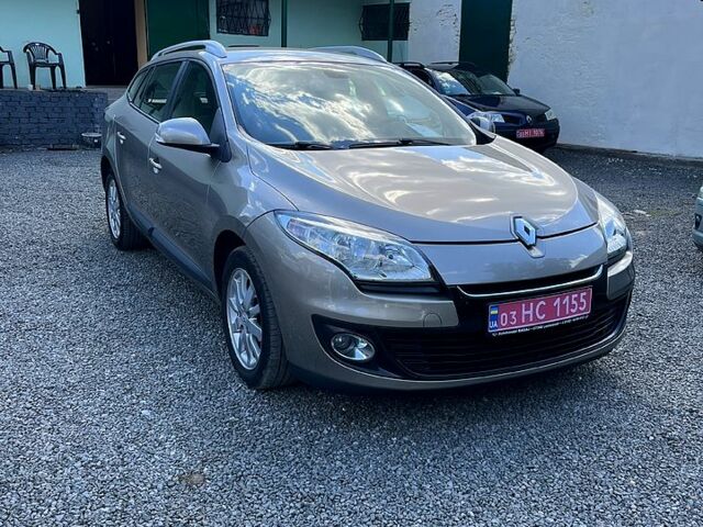Рено Меган, объемом двигателя 1.5 л и пробегом 250 тыс. км за 8200 $, фото 1 на Automoto.ua