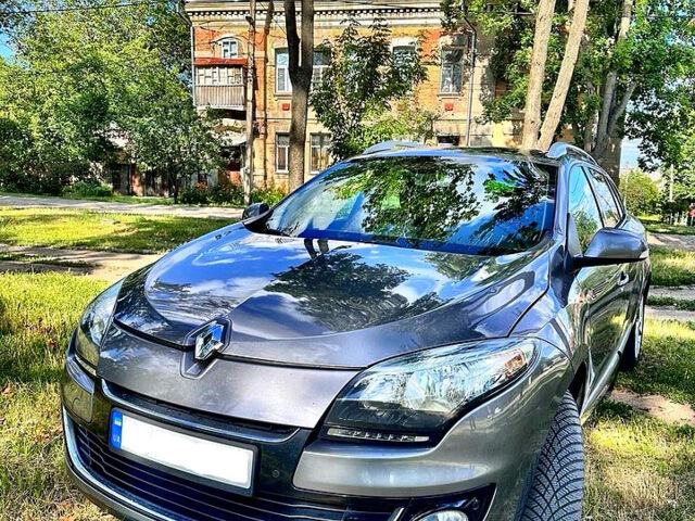 Рено Меган, объемом двигателя 1.5 л и пробегом 160 тыс. км за 8500 $, фото 1 на Automoto.ua