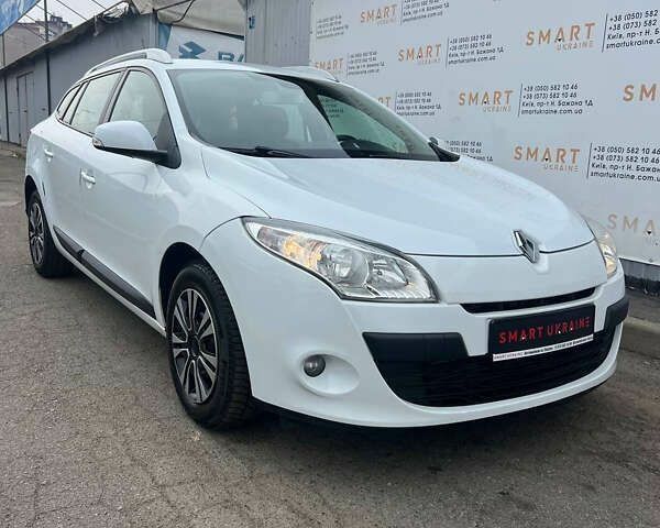 Рено Меган, объемом двигателя 1.5 л и пробегом 190 тыс. км за 7950 $, фото 1 на Automoto.ua