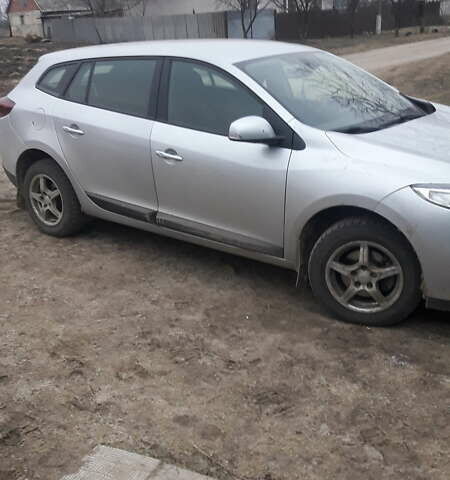 Рено Меган, объемом двигателя 1.5 л и пробегом 263 тыс. км за 7400 $, фото 1 на Automoto.ua