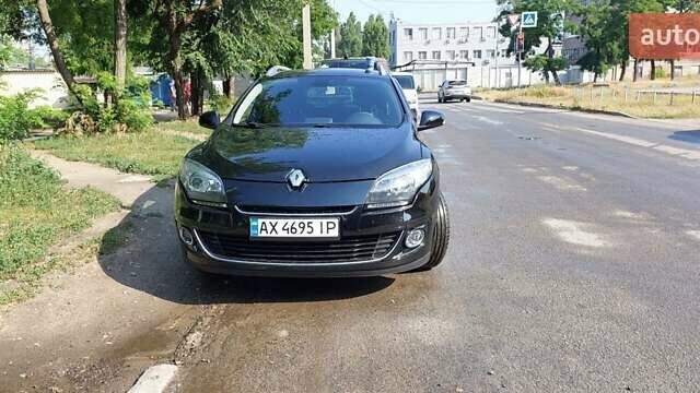 Рено Меган, объемом двигателя 1.5 л и пробегом 253 тыс. км за 9000 $, фото 1 на Automoto.ua