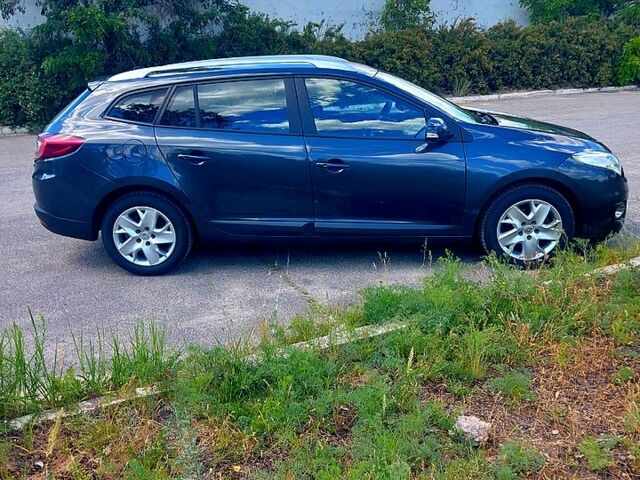 Рено Меган, объемом двигателя 1.5 л и пробегом 230 тыс. км за 8450 $, фото 1 на Automoto.ua