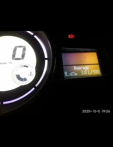 Рено Меган, объемом двигателя 1.46 л и пробегом 260 тыс. км за 7200 $, фото 1 на Automoto.ua