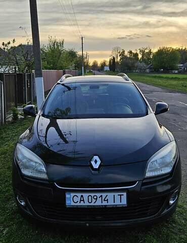 Рено Меган, объемом двигателя 1.46 л и пробегом 270 тыс. км за 8100 $, фото 1 на Automoto.ua