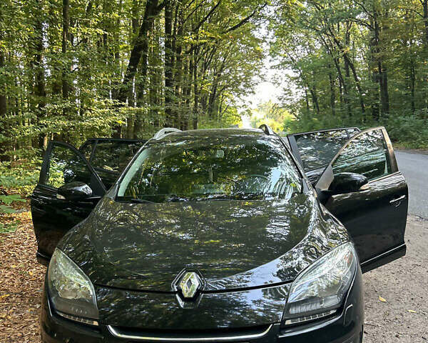 Рено Меган, объемом двигателя 1.5 л и пробегом 350 тыс. км за 7000 $, фото 1 на Automoto.ua