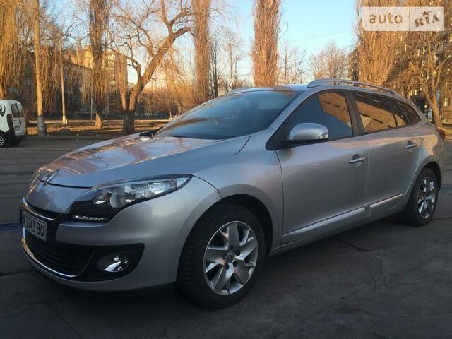 Рено Меган, объемом двигателя 1.5 л и пробегом 207 тыс. км за 9700 $, фото 1 на Automoto.ua