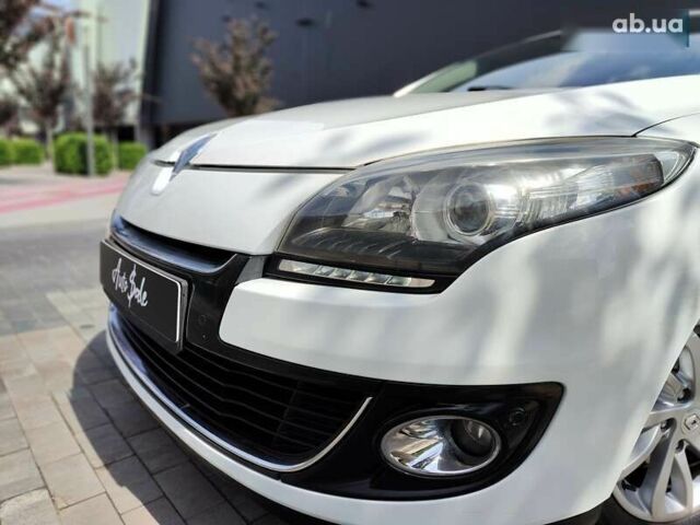 Рено Меган, объемом двигателя 1.5 л и пробегом 332 тыс. км за 7490 $, фото 1 на Automoto.ua