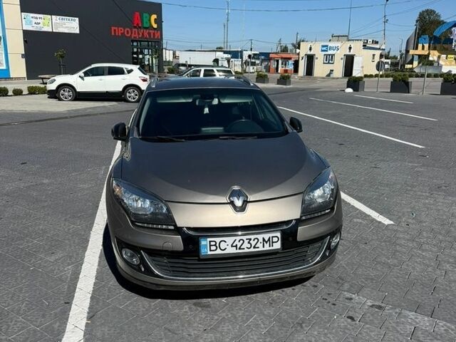 Рено Меган, объемом двигателя 1.5 л и пробегом 290 тыс. км за 7300 $, фото 1 на Automoto.ua