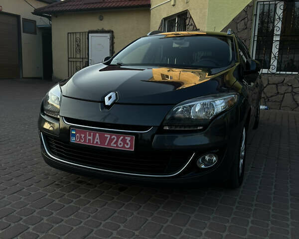 Рено Меган, объемом двигателя 1.5 л и пробегом 245 тыс. км за 7800 $, фото 1 на Automoto.ua