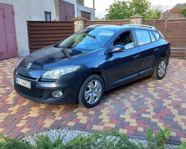Рено Меган, объемом двигателя 1.46 л и пробегом 285 тыс. км за 6999 $, фото 1 на Automoto.ua