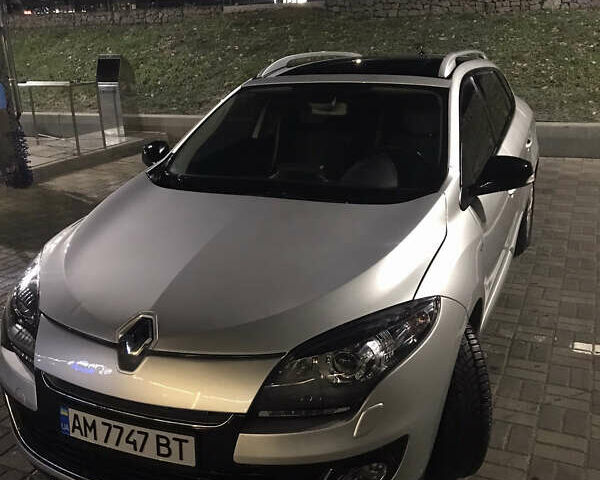Рено Меган, объемом двигателя 1.5 л и пробегом 223 тыс. км за 9000 $, фото 1 на Automoto.ua