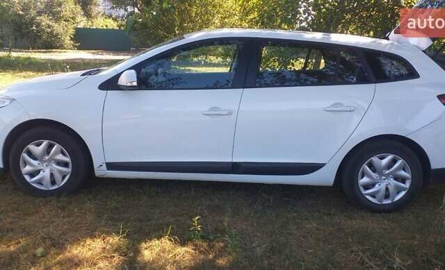 Рено Меган, объемом двигателя 1.46 л и пробегом 205 тыс. км за 7950 $, фото 1 на Automoto.ua