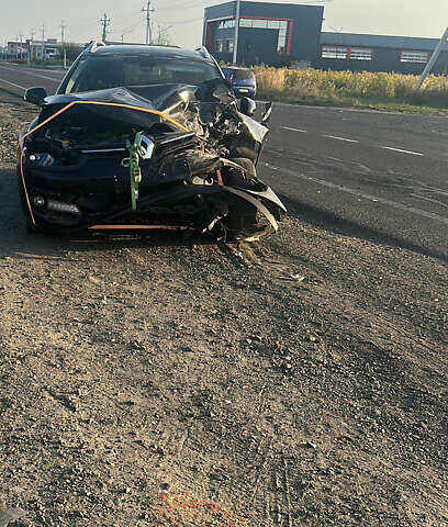 Рено Меган, объемом двигателя 0 л и пробегом 180 тыс. км за 3700 $, фото 1 на Automoto.ua