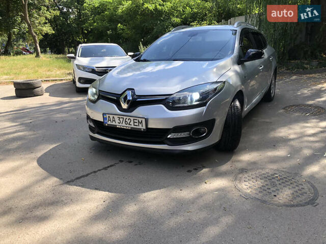 Рено Меган, объемом двигателя 1.5 л и пробегом 190 тыс. км за 8800 $, фото 1 на Automoto.ua