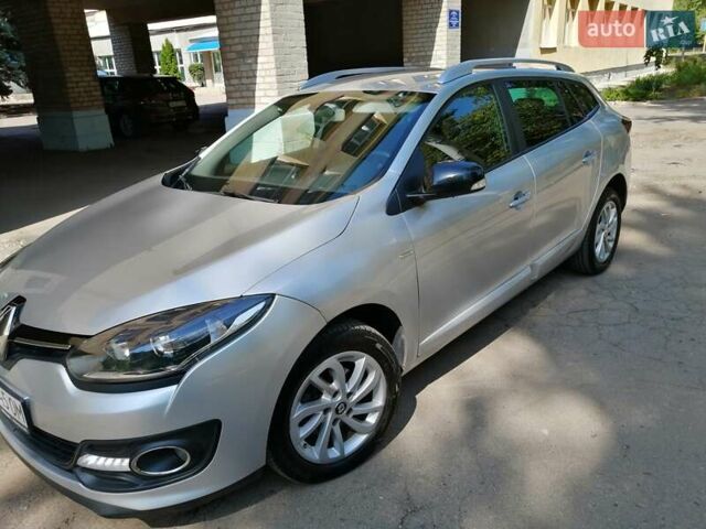 Рено Меган, объемом двигателя 1.6 л и пробегом 202 тыс. км за 12800 $, фото 1 на Automoto.ua