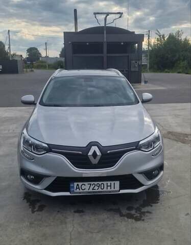 Рено Меган, объемом двигателя 1.5 л и пробегом 156 тыс. км за 12500 $, фото 1 на Automoto.ua