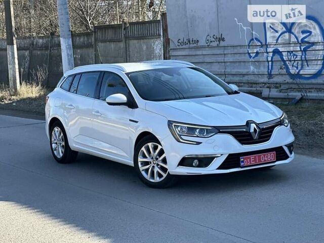 Рено Меган, объемом двигателя 1.5 л и пробегом 240 тыс. км за 12800 $, фото 1 на Automoto.ua