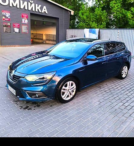 Рено Меган, объемом двигателя 1.6 л и пробегом 180 тыс. км за 11800 $, фото 1 на Automoto.ua