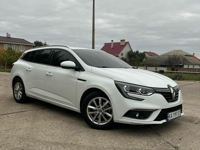 Рено Меган, объемом двигателя 1.5 л и пробегом 277 тыс. км за 10700 $, фото 1 на Automoto.ua
