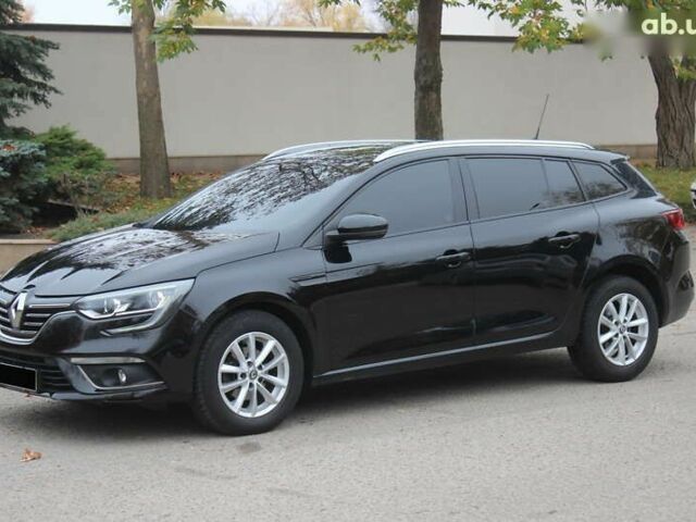 Рено Меган, объемом двигателя 1.5 л и пробегом 198 тыс. км за 12300 $, фото 1 на Automoto.ua