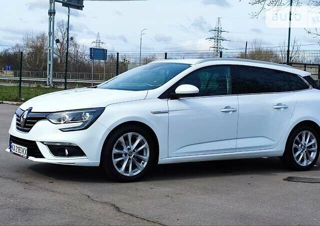 Рено Меган, объемом двигателя 1.46 л и пробегом 202 тыс. км за 13990 $, фото 1 на Automoto.ua