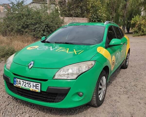 Желтый Рено Меган, объемом двигателя 1.6 л и пробегом 317 тыс. км за 7000 $, фото 1 на Automoto.ua