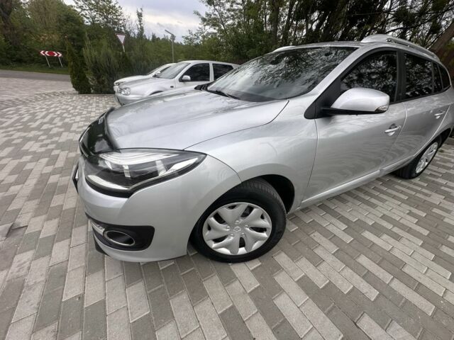 Сірий Рено Меган, об'ємом двигуна 1.5 л та пробігом 270 тис. км за 7795 $, фото 1 на Automoto.ua