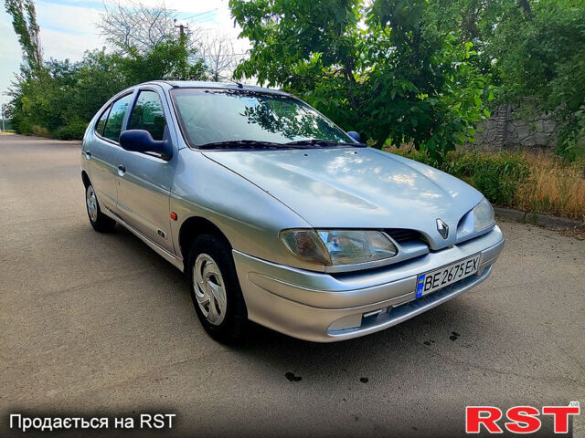 Сірий Рено Меган, об'ємом двигуна 1.6 л та пробігом 0 тис. км за 1500 $, фото 1 на Automoto.ua