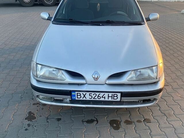 Сірий Рено Меган, об'ємом двигуна 1.6 л та пробігом 331 тис. км за 1300 $, фото 1 на Automoto.ua