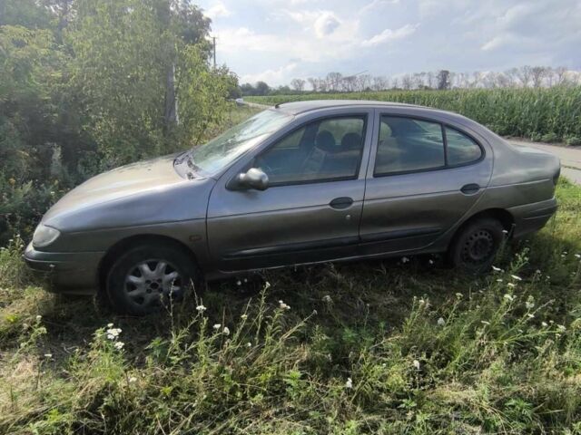 Серый Рено Меган, объемом двигателя 0 л и пробегом 1000 тыс. км за 2200 $, фото 1 на Automoto.ua