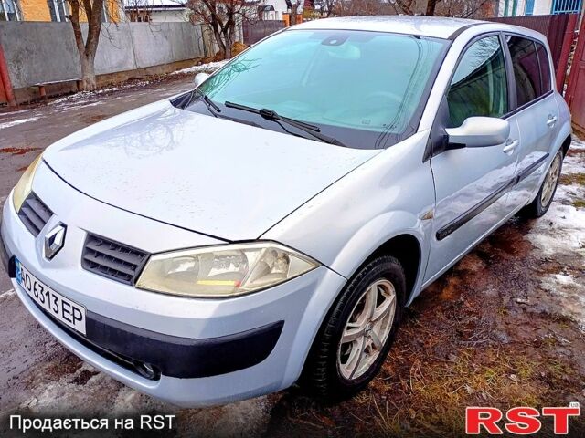 Рено Меган 2002 в Чернигове на Automoto.ua Серый Рено Меган, объемом двигателя 1.6 л и пробегом 246 тыс. км за 3200 $, фото 1 на Automoto.ua