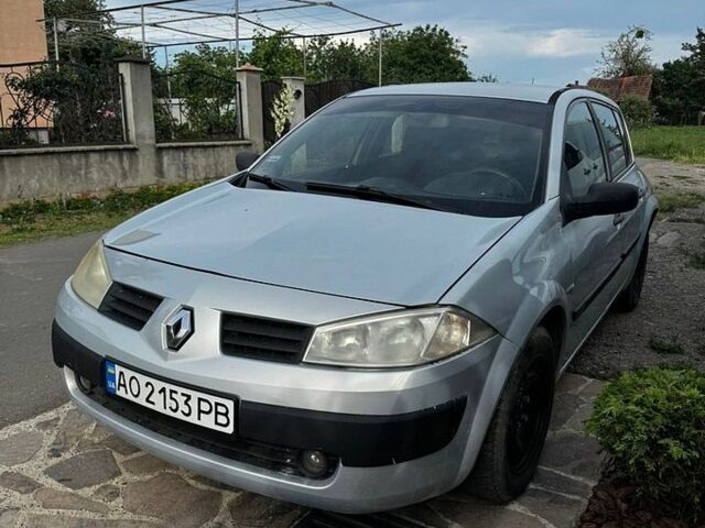 Сірий Рено Меган, об'ємом двигуна 1.46 л та пробігом 300 тис. км за 3100 $, фото 1 на Automoto.ua