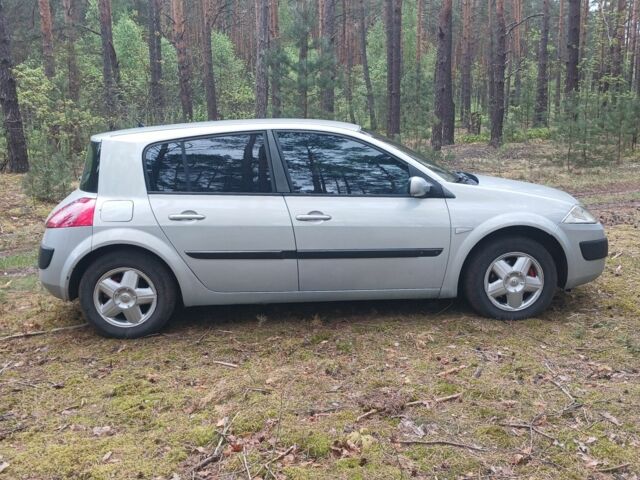 Серый Рено Меган, объемом двигателя 1.5 л и пробегом 191 тыс. км за 3900 $, фото 1 на Automoto.ua