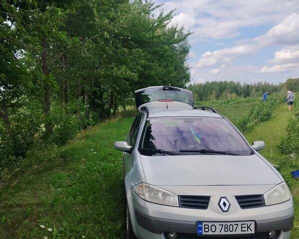 Серый Рено Меган, объемом двигателя 2 л и пробегом 350 тыс. км за 3900 $, фото 1 на Automoto.ua