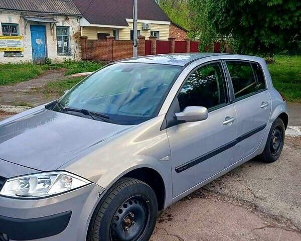 Сірий Рено Меган, об'ємом двигуна 1.6 л та пробігом 96 тис. км за 4200 $, фото 1 на Automoto.ua
