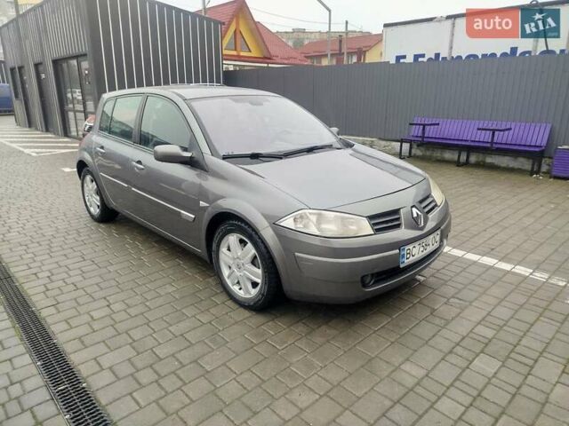 Серый Рено Меган, объемом двигателя 1.87 л и пробегом 280 тыс. км за 3500 $, фото 1 на Automoto.ua