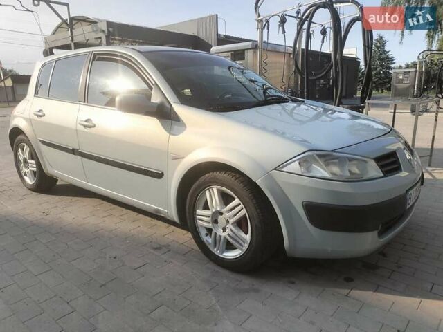 Серый Рено Меган, объемом двигателя 1.6 л и пробегом 250 тыс. км за 5450 $, фото 1 на Automoto.ua