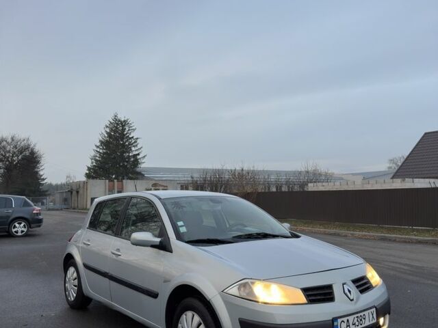 Серый Рено Меган, объемом двигателя 1.9 л и пробегом 330 тыс. км за 3450 $, фото 1 на Automoto.ua