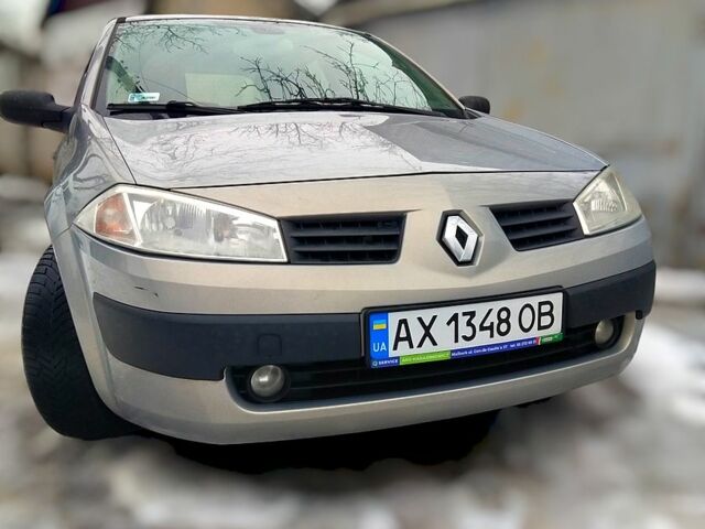 Сірий Рено Меган, об'ємом двигуна 1.4 л та пробігом 255 тис. км за 4100 $, фото 1 на Automoto.ua