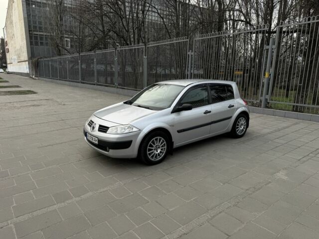 Серый Рено Меган, объемом двигателя 1.6 л и пробегом 177 тыс. км за 5100 $, фото 1 на Automoto.ua