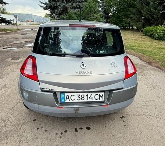 Сірий Рено Меган, об'ємом двигуна 1.4 л та пробігом 254 тис. км за 3900 $, фото 1 на Automoto.ua