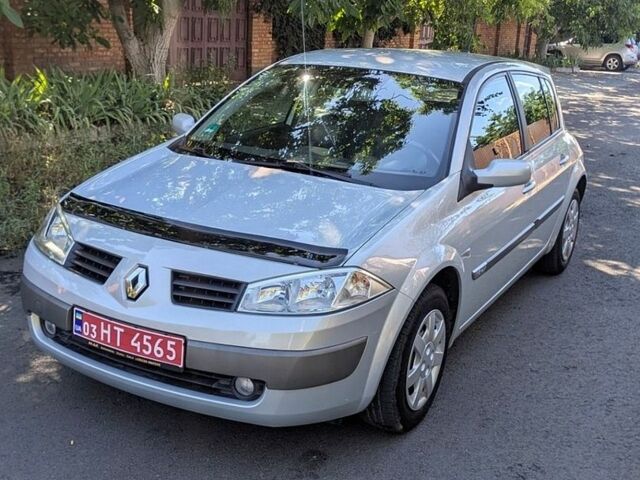 Сірий Рено Меган, об'ємом двигуна 1.6 л та пробігом 108 тис. км за 4700 $, фото 1 на Automoto.ua