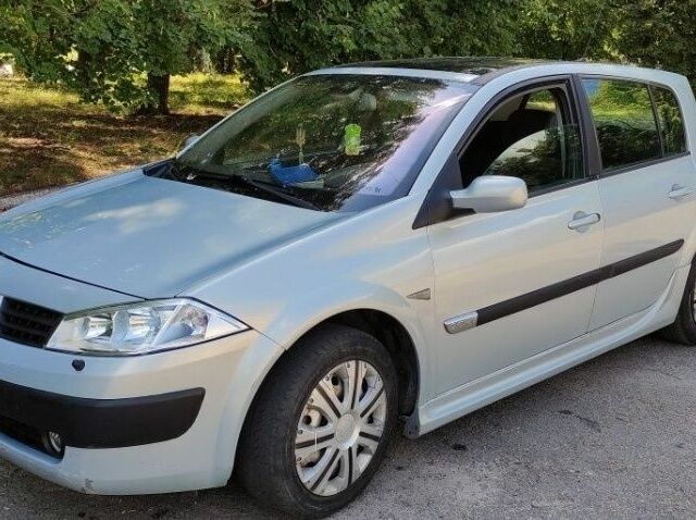 Сірий Рено Меган, об'ємом двигуна 2 л та пробігом 288 тис. км за 3814 $, фото 1 на Automoto.ua