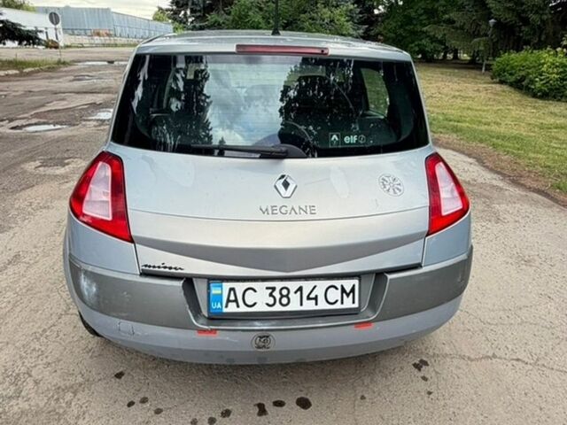 Сірий Рено Меган, об'ємом двигуна 1.4 л та пробігом 254 тис. км за 3500 $, фото 1 на Automoto.ua
