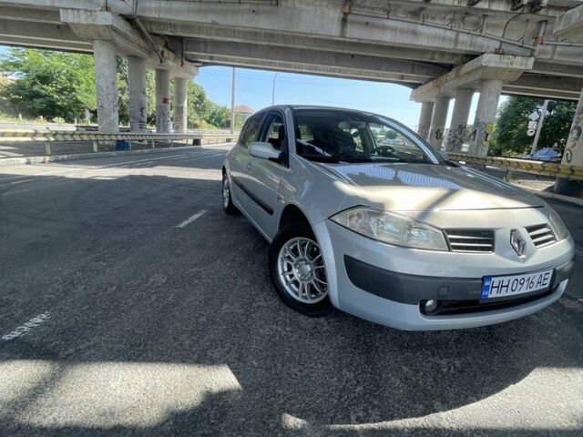 Сірий Рено Меган, об'ємом двигуна 1.9 л та пробігом 2 тис. км за 3702 $, фото 1 на Automoto.ua