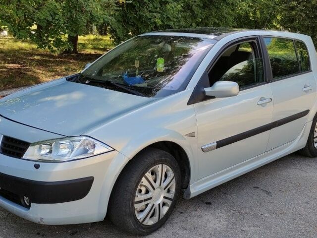 Сірий Рено Меган, об'ємом двигуна 2 л та пробігом 294 тис. км за 3000 $, фото 1 на Automoto.ua
